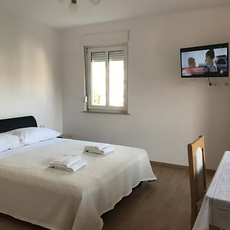 Apartamento Helena Podstrana