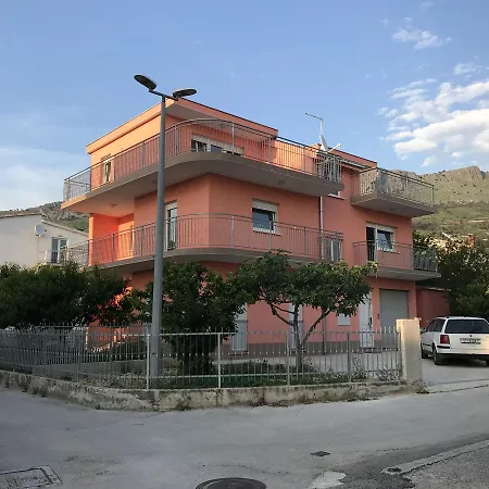 Helena Apartamento Podstrana