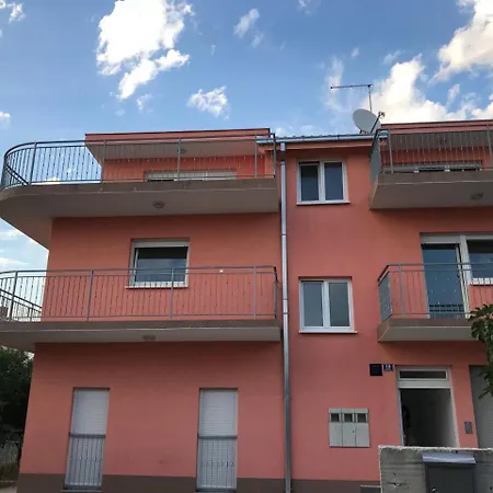 Helena Apartamento